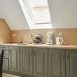Gold House לינה וארוחת בוקר