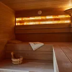 Gold House 4*