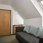 Gold House 4* באלאטונפורד