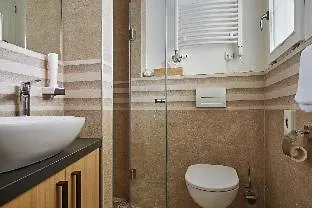 Gold Haus Bed and breakfast