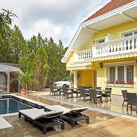 Bed & Breakfast Gold House Balatonfüred