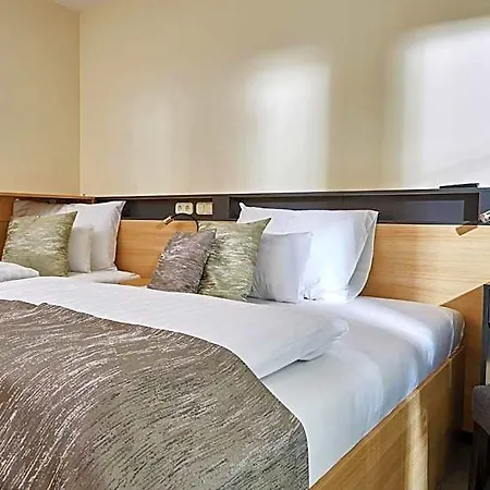 Gold House Couette-café 4*