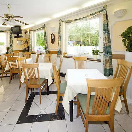 فندق مبيت وإفطار Gold House