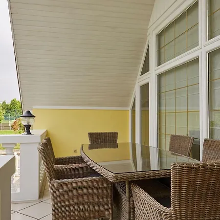فندق مبيت وإفطار Gold House 4*
