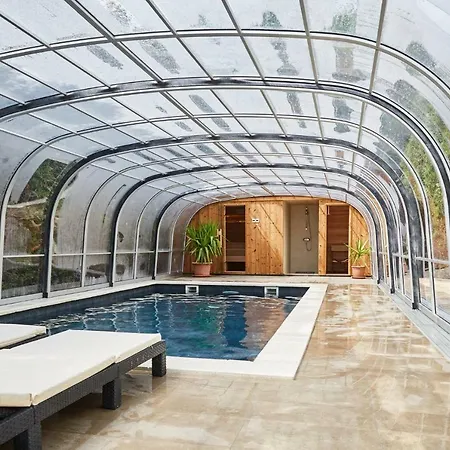 Gold House فندق مبيت وإفطار 4*