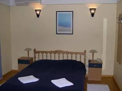 Gold House 4*