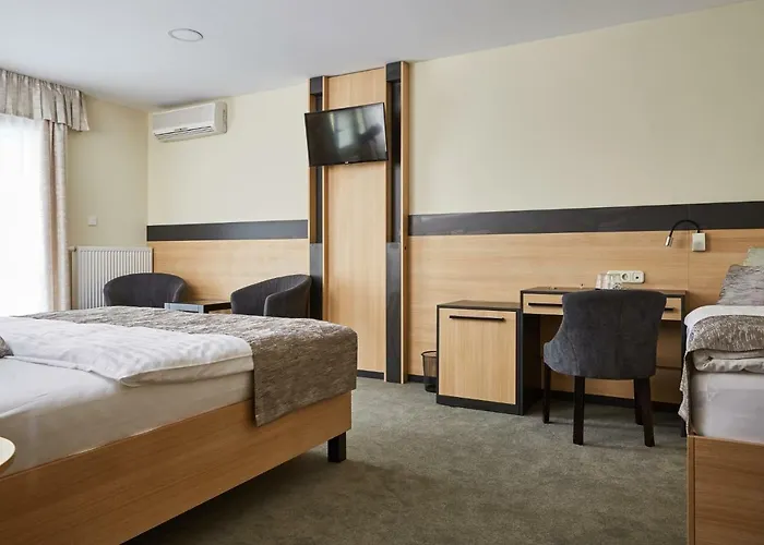 Gold House Bed and breakfast 4*