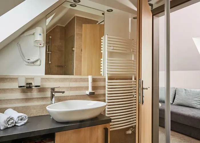 Bed and breakfast Gold House 4*
